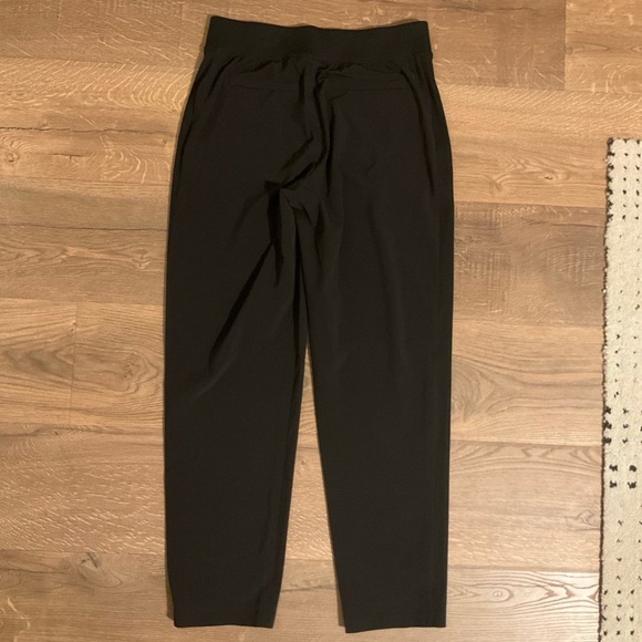 Athleta Brooklyn black ribbed mid rise ankle pants with ribbed side panel, 2 - Picture 5 of 9